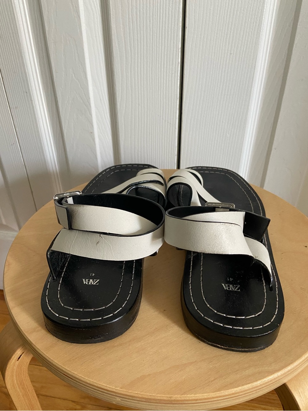 Zara White and Black Strappy Leather Sandals Size 10 - Picture 5 of 6
